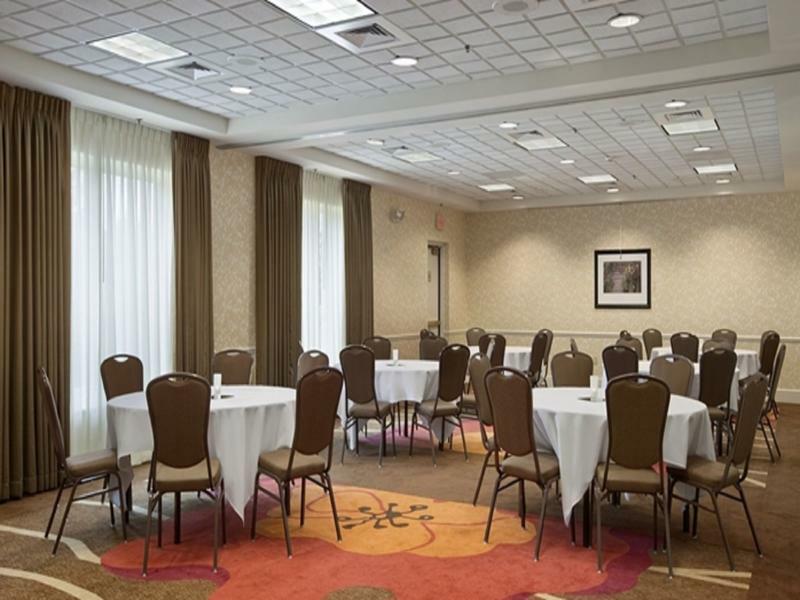 Hilton Garden Inn Hoffman Estates Ngoại thất bức ảnh